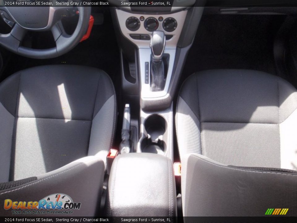 2014 Ford Focus SE Sedan Sterling Gray / Charcoal Black Photo #28