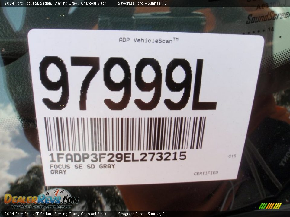 2014 Ford Focus SE Sedan Sterling Gray / Charcoal Black Photo #35