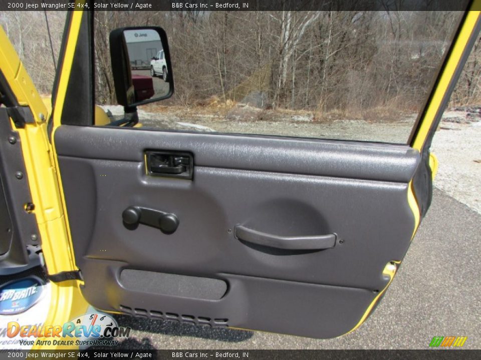 2000 Jeep Wrangler SE 4x4 Solar Yellow / Agate Photo #10
