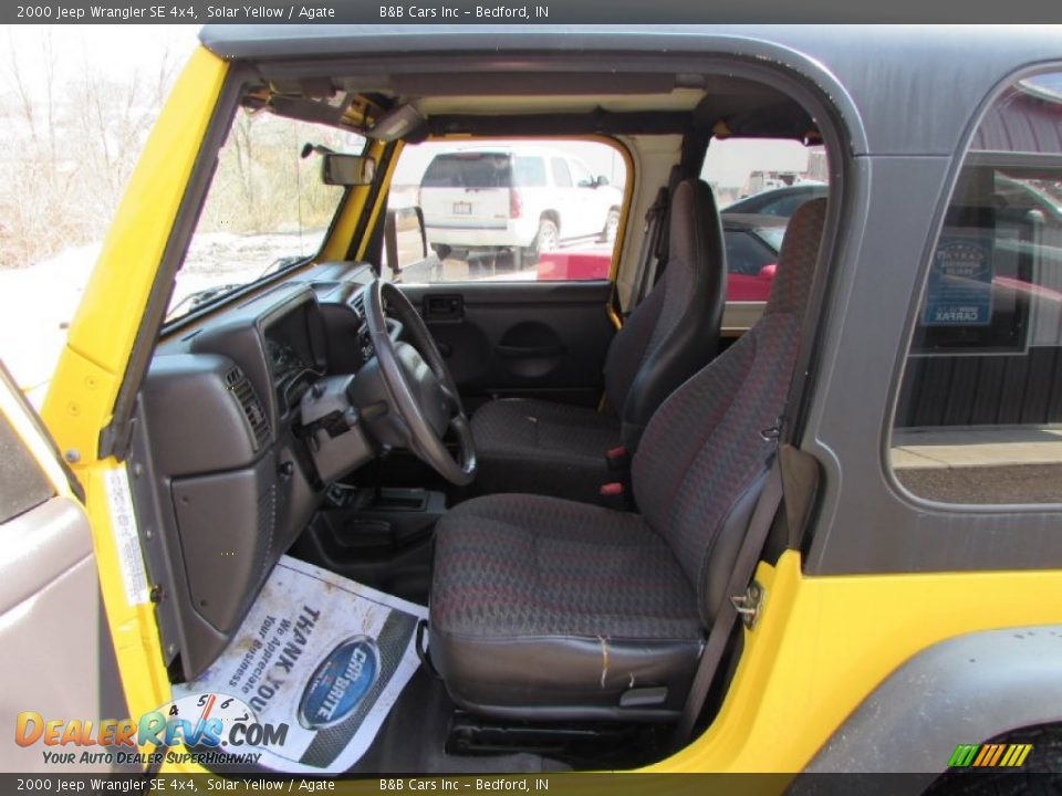 2000 Jeep Wrangler SE 4x4 Solar Yellow / Agate Photo #17