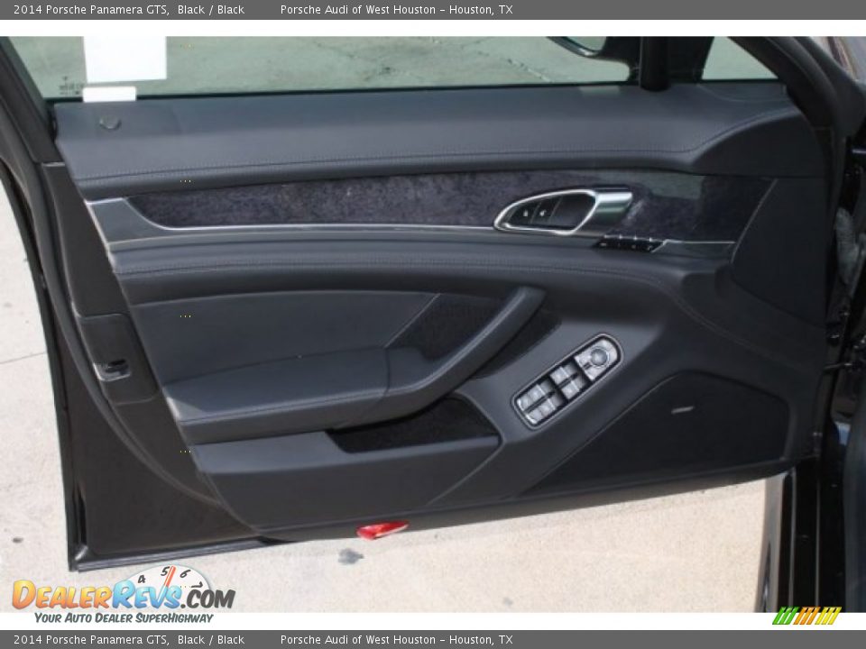 Door Panel of 2014 Porsche Panamera GTS Photo #15