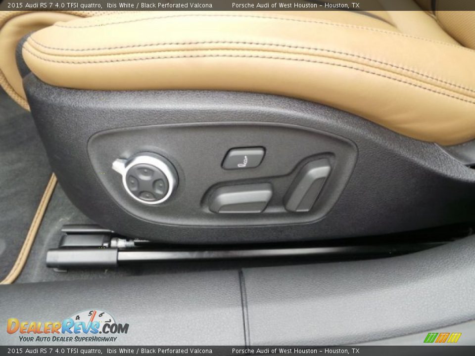 Controls of 2015 Audi RS 7 4.0 TFSI quattro Photo #13