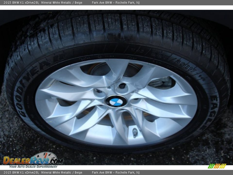 2015 BMW X1 xDrive28i Mineral White Metallic / Beige Photo #33