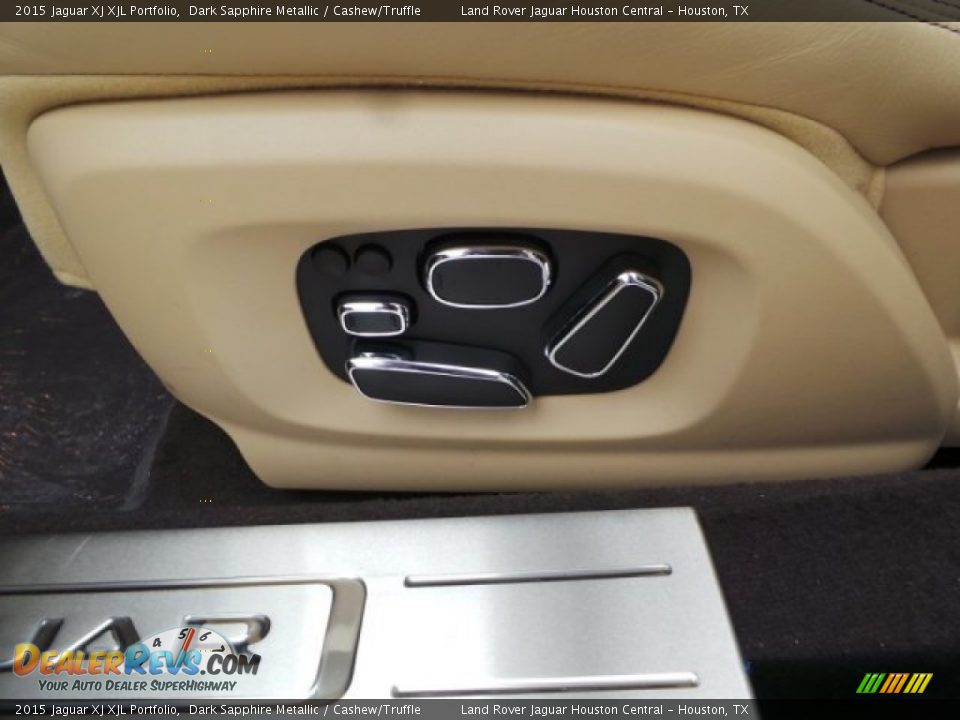 Controls of 2015 Jaguar XJ XJL Portfolio Photo #14