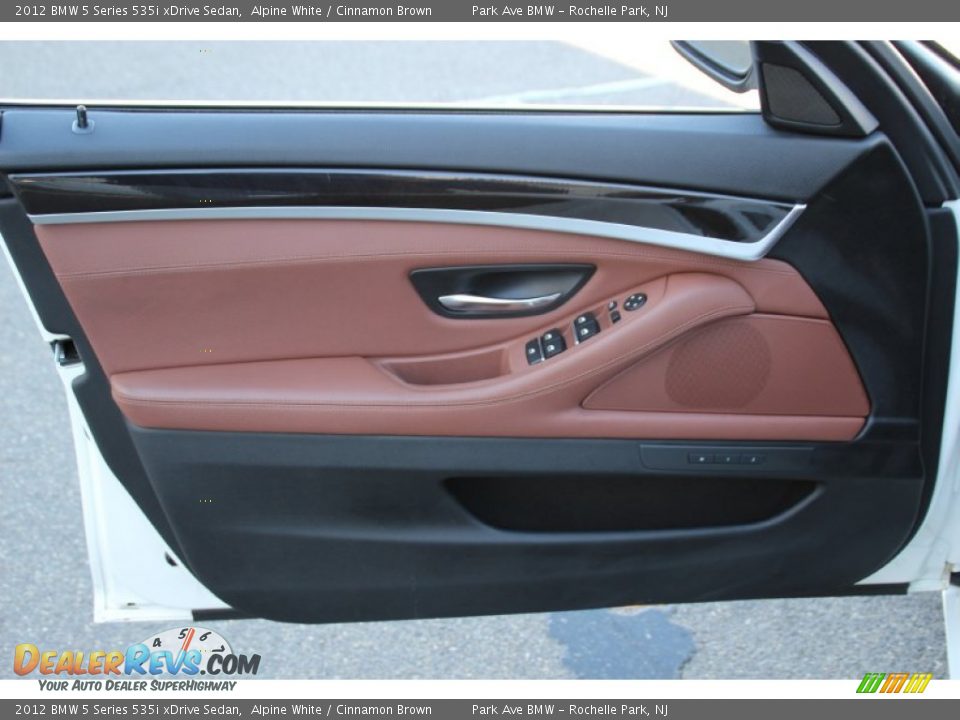 2012 BMW 5 Series 535i xDrive Sedan Alpine White / Cinnamon Brown Photo #8