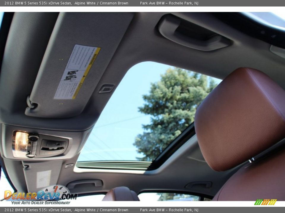 2012 BMW 5 Series 535i xDrive Sedan Alpine White / Cinnamon Brown Photo #14