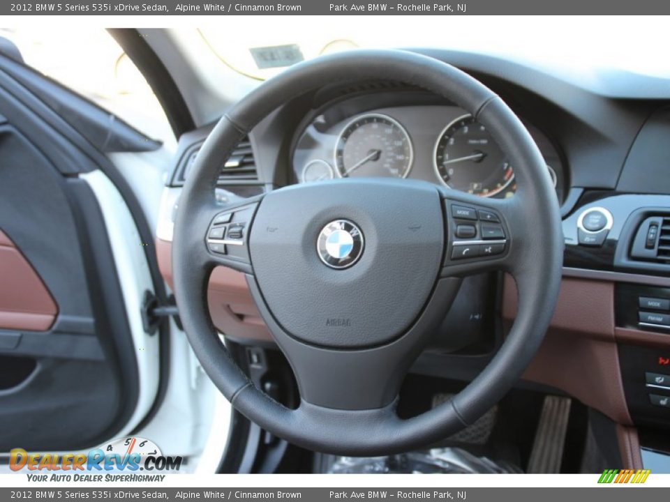 2012 BMW 5 Series 535i xDrive Sedan Alpine White / Cinnamon Brown Photo #18