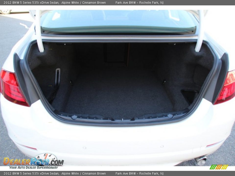 2012 BMW 5 Series 535i xDrive Sedan Alpine White / Cinnamon Brown Photo #22