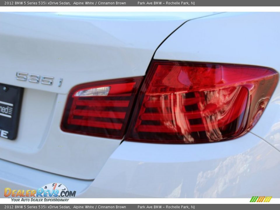 2012 BMW 5 Series 535i xDrive Sedan Alpine White / Cinnamon Brown Photo #23