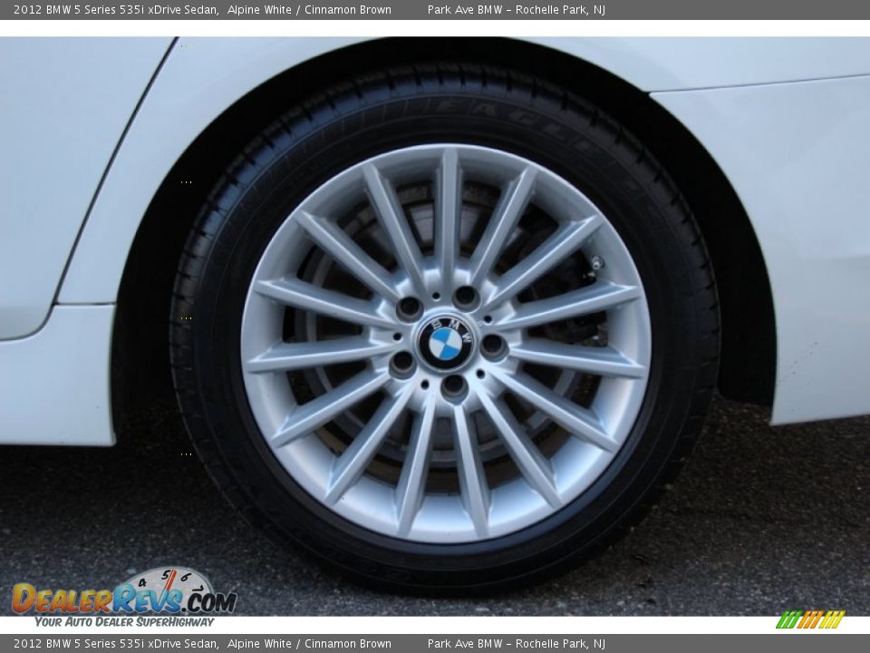 2012 BMW 5 Series 535i xDrive Sedan Alpine White / Cinnamon Brown Photo #32