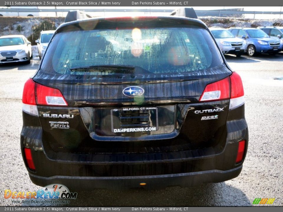 2011 Subaru Outback 2.5i Wagon Crystal Black Silica / Warm Ivory Photo #7