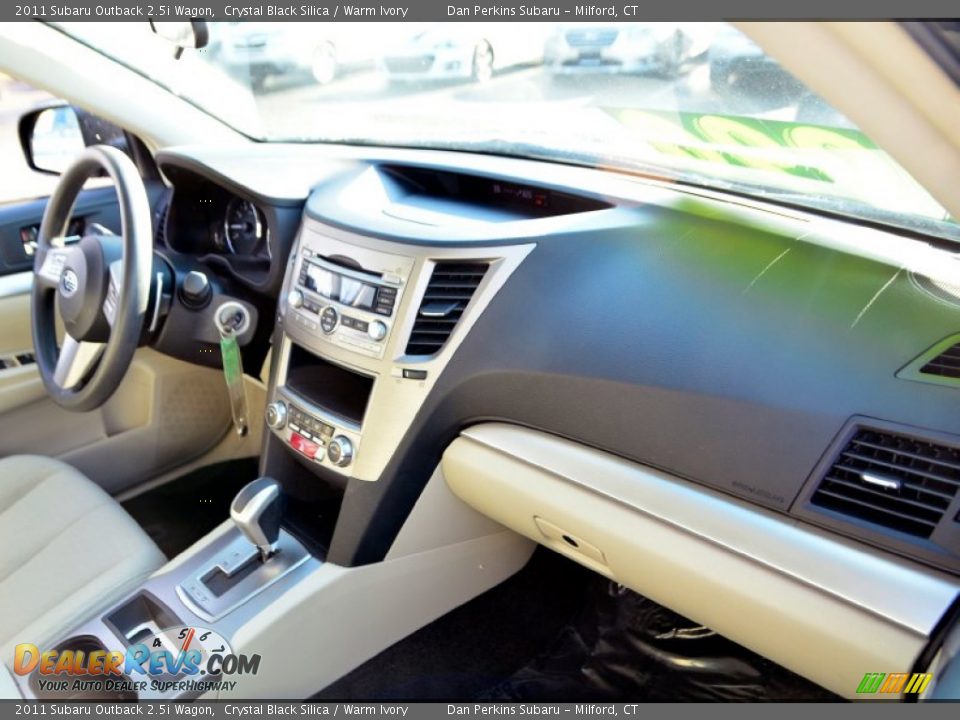 2011 Subaru Outback 2.5i Wagon Crystal Black Silica / Warm Ivory Photo #9
