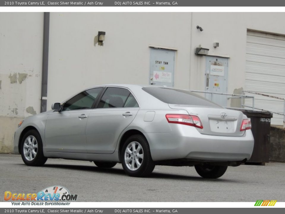 2010 Toyota Camry LE Classic Silver Metallic / Ash Gray Photo #28