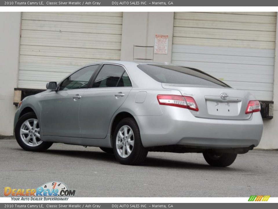 2010 Toyota Camry LE Classic Silver Metallic / Ash Gray Photo #31