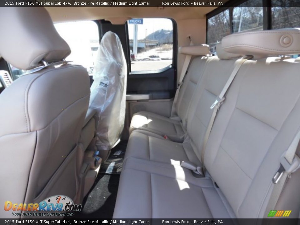 Rear Seat of 2015 Ford F150 XLT SuperCab 4x4 Photo #13