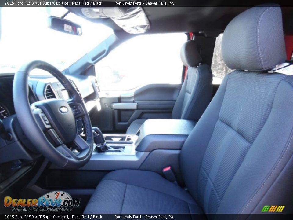 Front Seat of 2015 Ford F150 XLT SuperCab 4x4 Photo #11