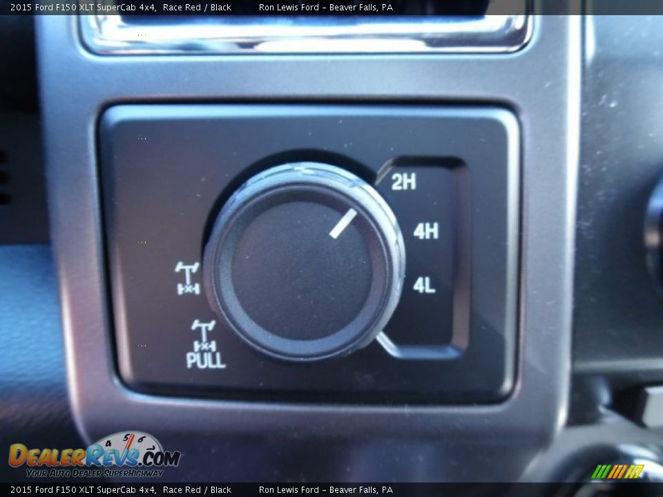 Controls of 2015 Ford F150 XLT SuperCab 4x4 Photo #20