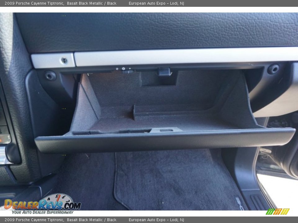 2009 Porsche Cayenne Tiptronic Basalt Black Metallic / Black Photo #25