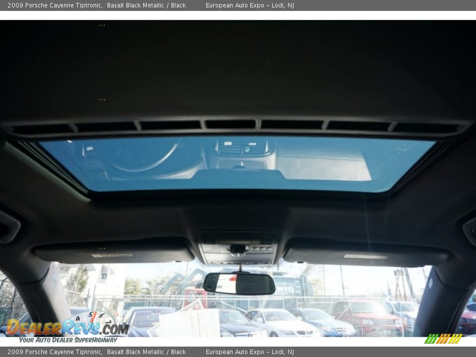2009 Porsche Cayenne Tiptronic Basalt Black Metallic / Black Photo #33