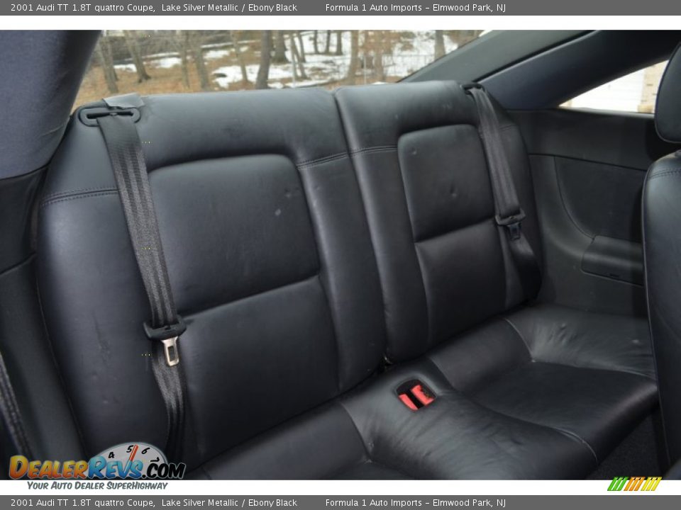 Rear Seat of 2001 Audi TT 1.8T quattro Coupe Photo #15