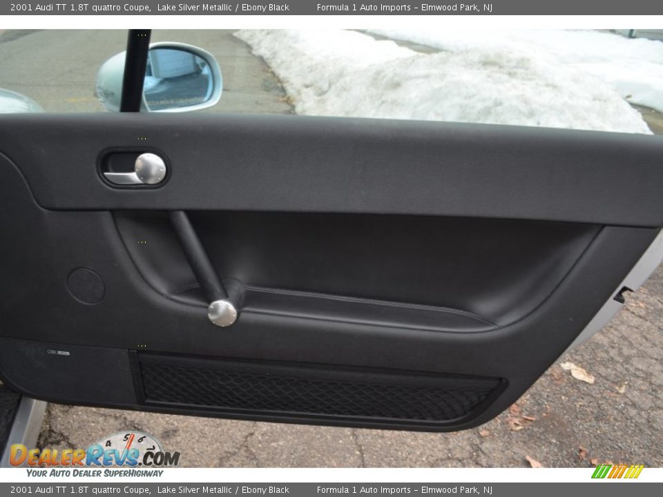 2001 Audi TT 1.8T quattro Coupe Lake Silver Metallic / Ebony Black Photo #19