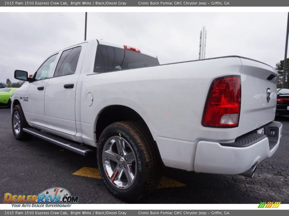 2015 Ram 1500 Express Crew Cab Bright White / Black/Diesel Gray Photo #5