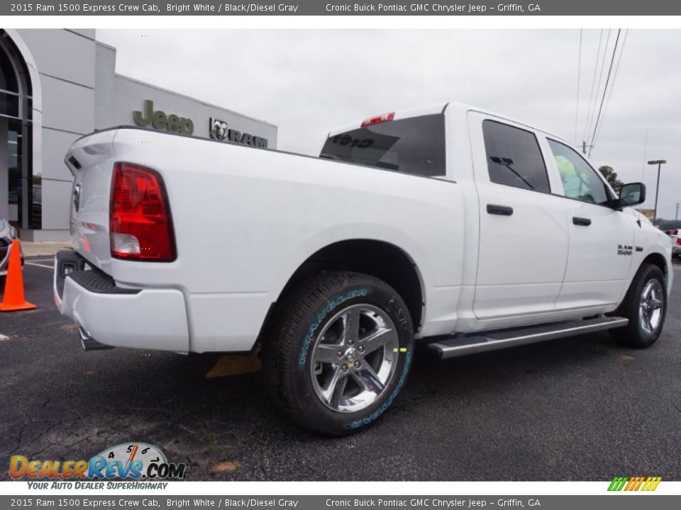 2015 Ram 1500 Express Crew Cab Bright White / Black/Diesel Gray Photo #7