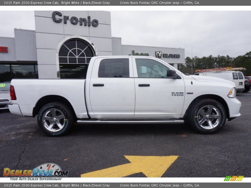 2015 Ram 1500 Express Crew Cab Bright White / Black/Diesel Gray Photo #8