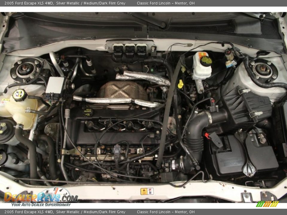 2005 Ford Escape XLS 4WD 2.3 Liter DOHC 16-Valve Duratec 4 Cylinder Engine Photo #14