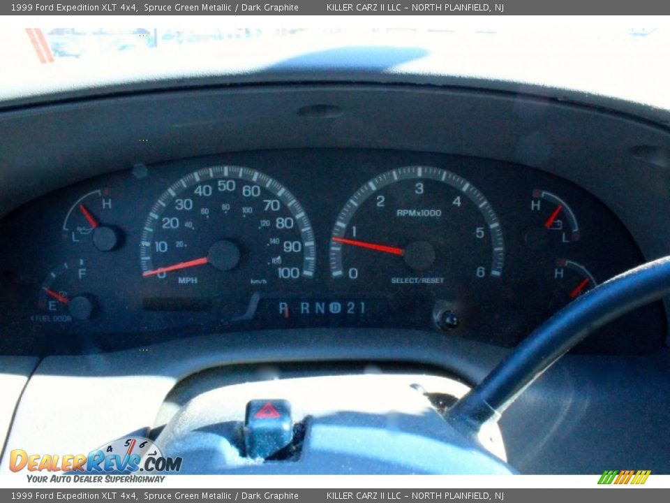 1999 Ford Expedition XLT 4x4 Spruce Green Metallic / Dark Graphite Photo #31