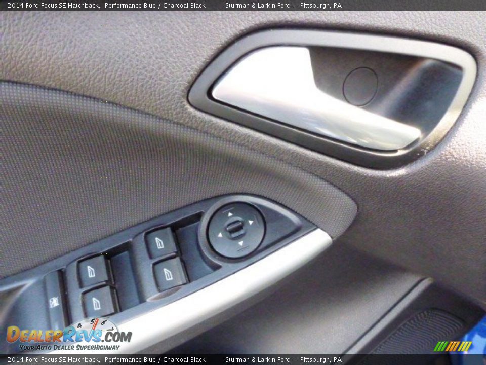 2014 Ford Focus SE Hatchback Performance Blue / Charcoal Black Photo #11