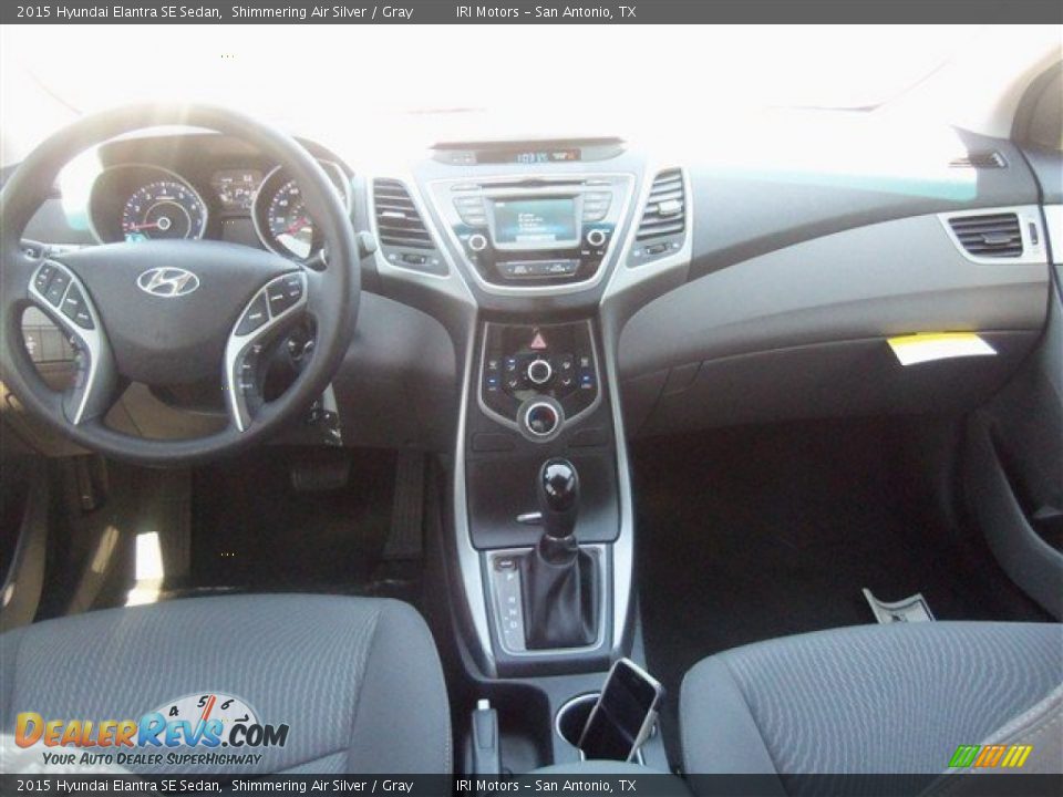 2015 Hyundai Elantra SE Sedan Shimmering Air Silver / Gray Photo #12