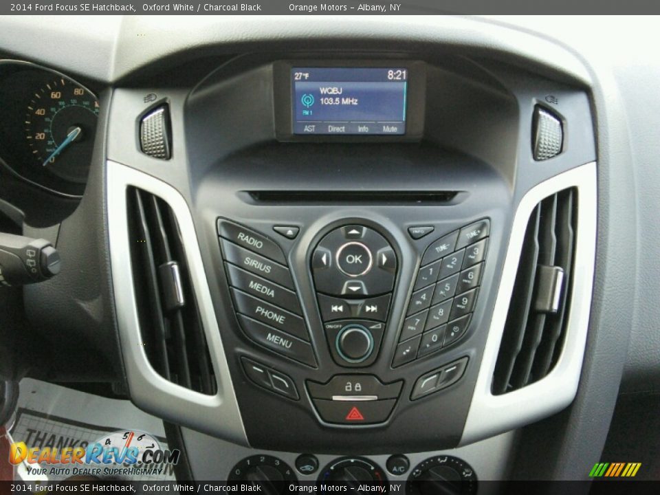 2014 Ford Focus SE Hatchback Oxford White / Charcoal Black Photo #14