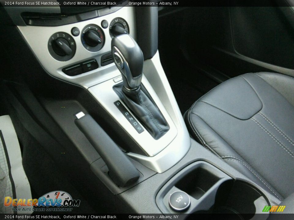 2014 Ford Focus SE Hatchback Oxford White / Charcoal Black Photo #15