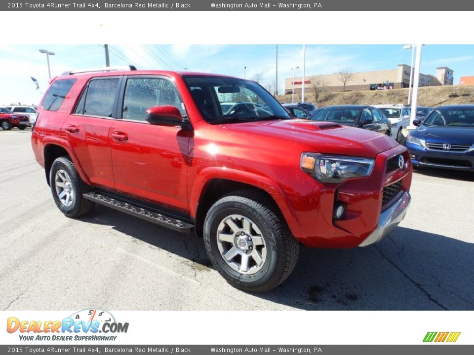 Front 3/4 View of 2015 Toyota 4Runner Trail 4x4 Photo #8