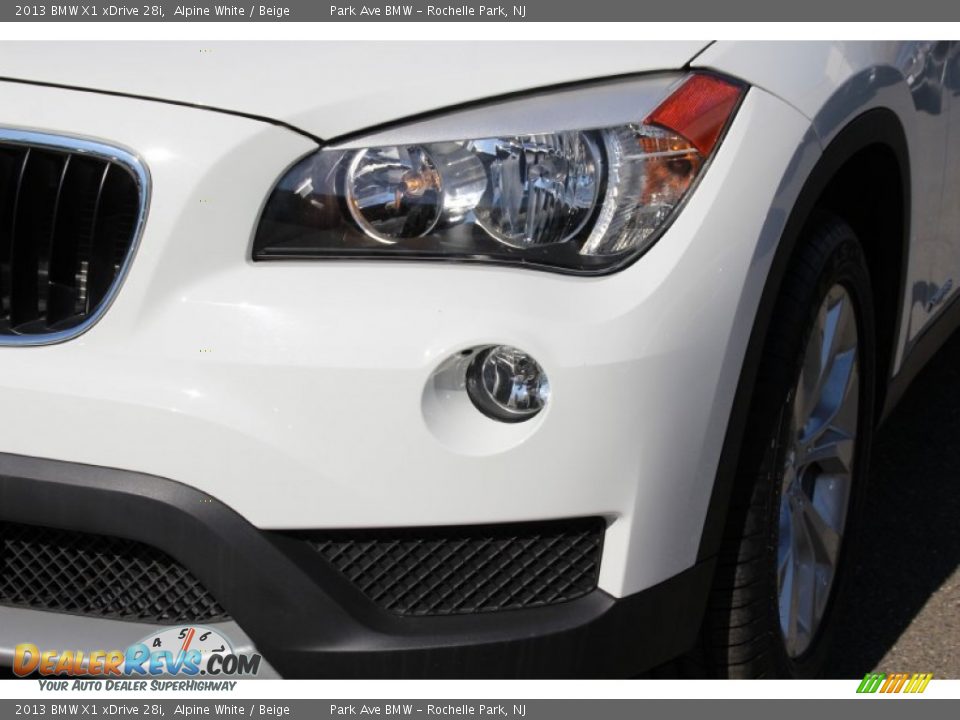 2013 BMW X1 xDrive 28i Alpine White / Beige Photo #32