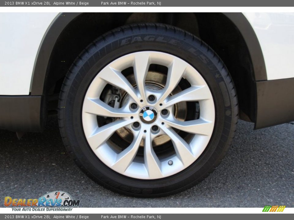 2013 BMW X1 xDrive 28i Alpine White / Beige Photo #33