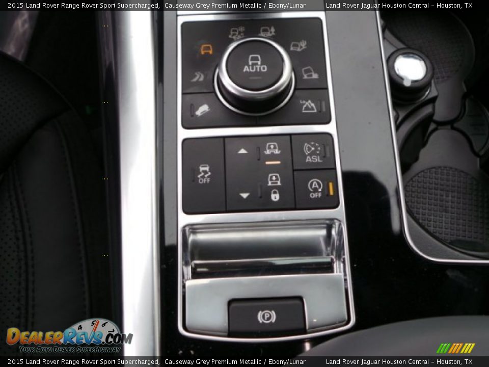 Controls of 2015 Land Rover Range Rover Sport Supercharged Photo #23