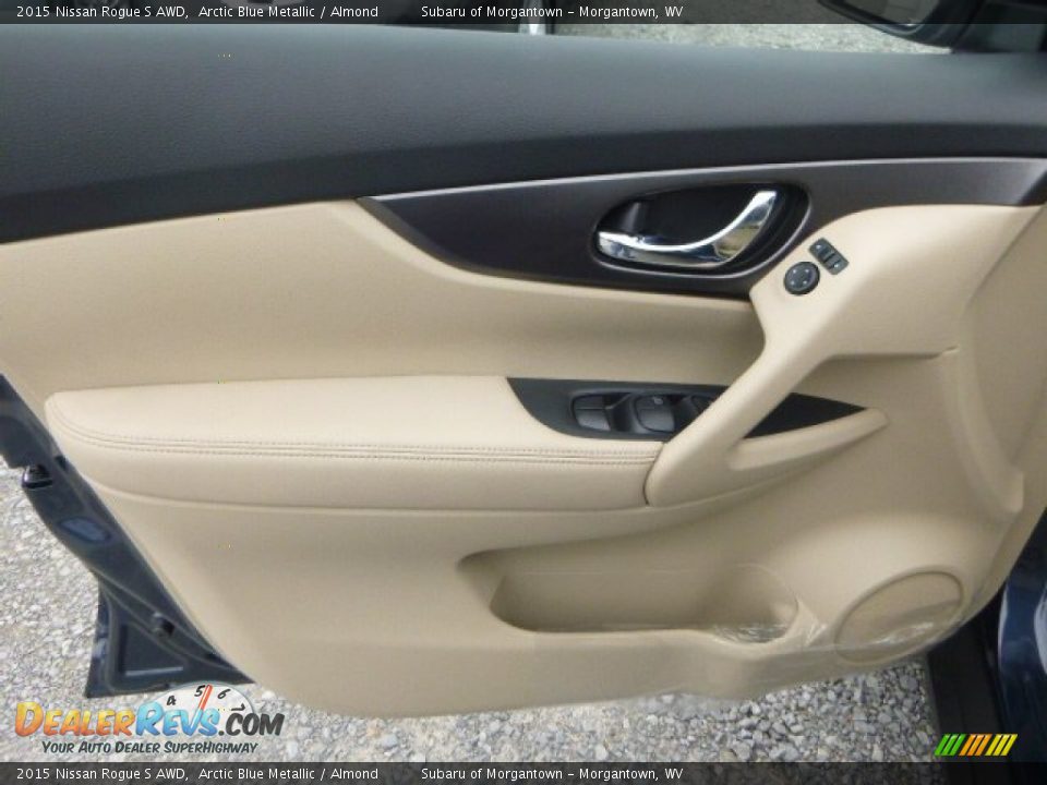 2015 Nissan Rogue S AWD Arctic Blue Metallic / Almond Photo #15