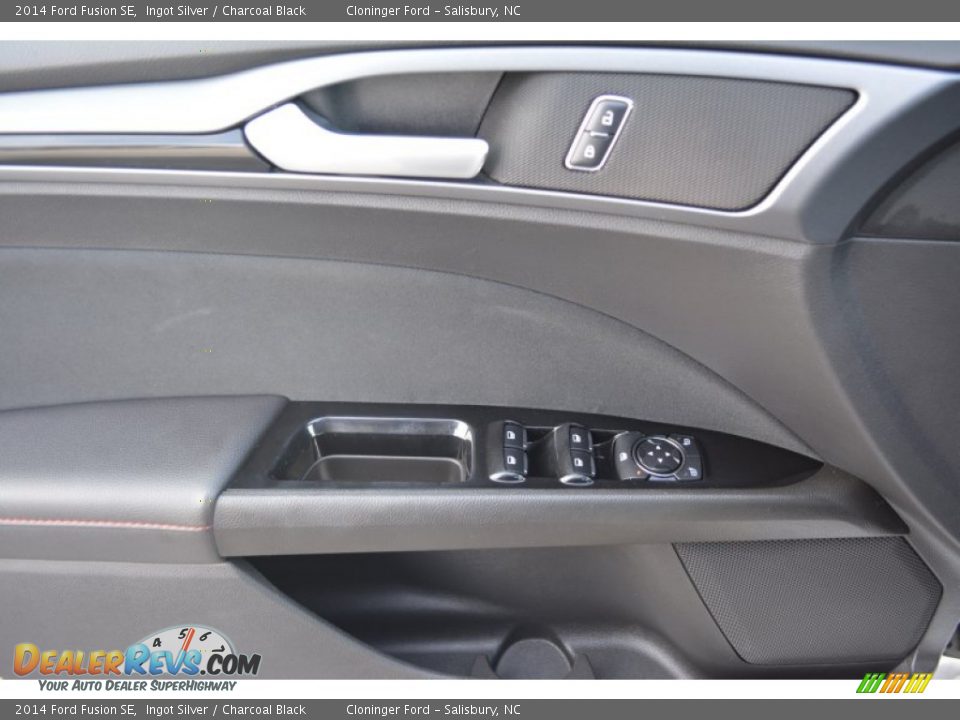 2014 Ford Fusion SE Ingot Silver / Charcoal Black Photo #9