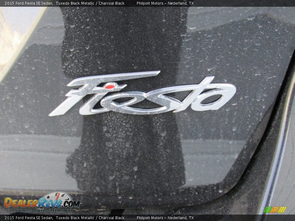 2015 Ford Fiesta SE Sedan Tuxedo Black Metallic / Charcoal Black Photo #14