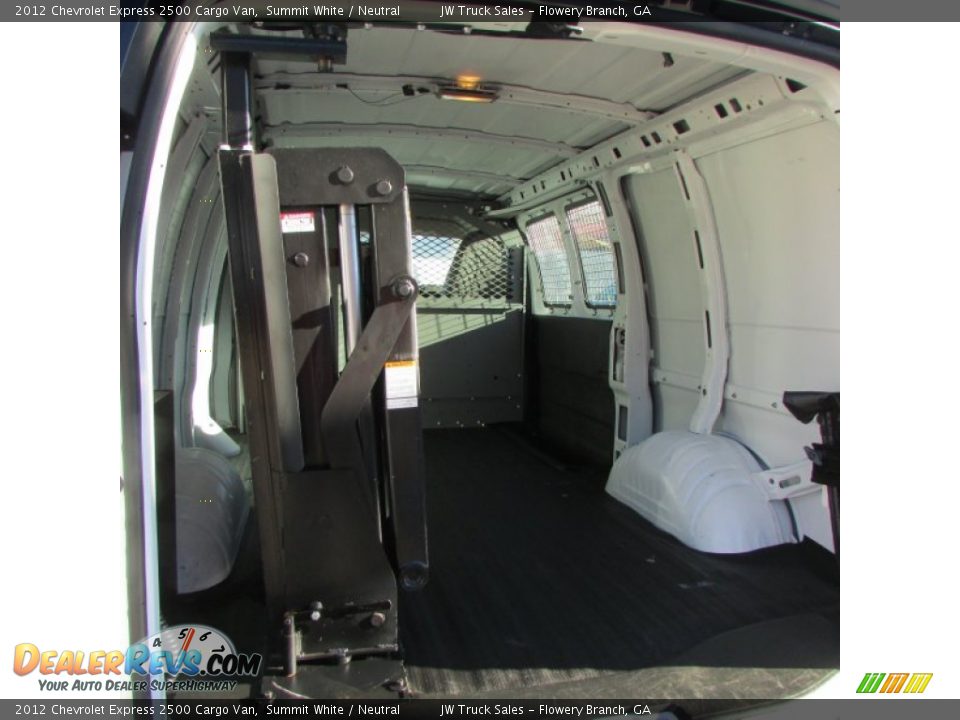 2012 Chevrolet Express 2500 Cargo Van Summit White / Neutral Photo #11