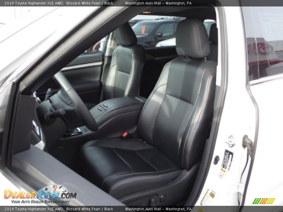 Front Seat of 2014 Toyota Highlander XLE AWD Photo #13