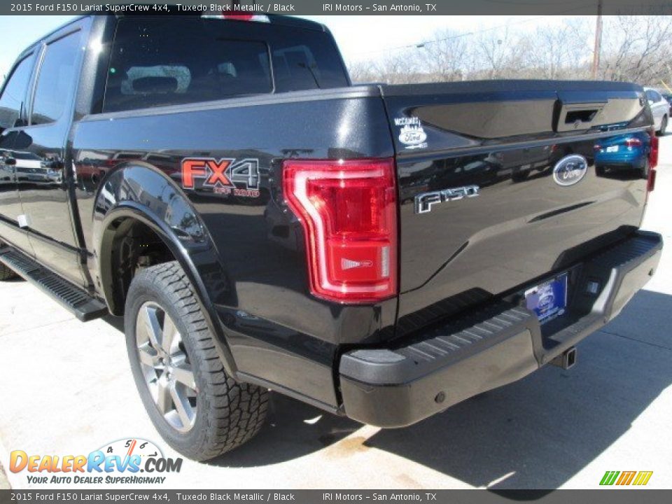 2015 Ford F150 Lariat SuperCrew 4x4 Tuxedo Black Metallic / Black Photo #11