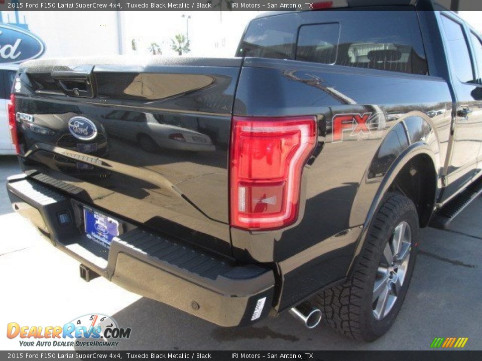 2015 Ford F150 Lariat SuperCrew 4x4 Tuxedo Black Metallic / Black Photo #16