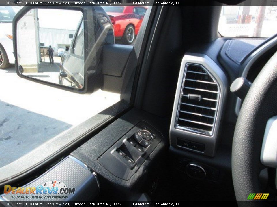 2015 Ford F150 Lariat SuperCrew 4x4 Tuxedo Black Metallic / Black Photo #34
