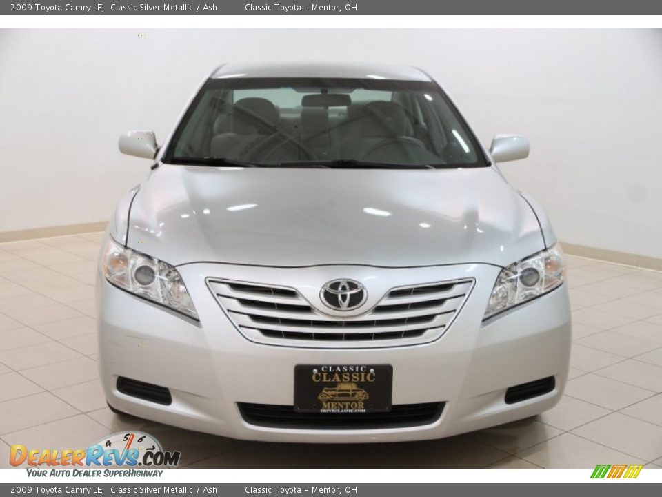 2009 Toyota Camry LE Classic Silver Metallic / Ash Photo #2