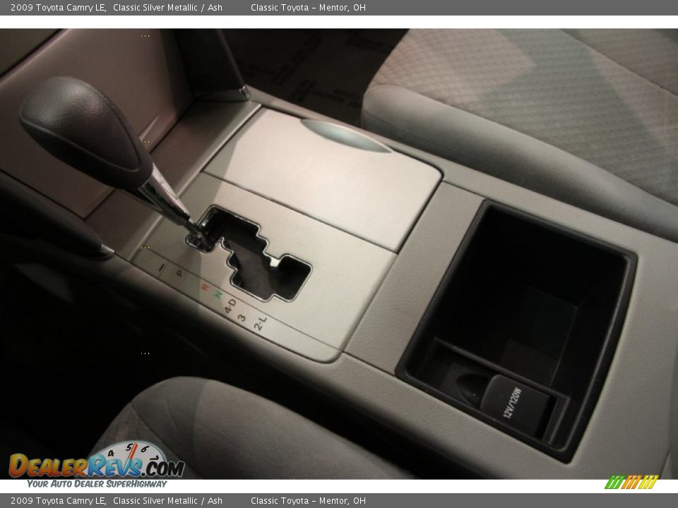2009 Toyota Camry LE Classic Silver Metallic / Ash Photo #11