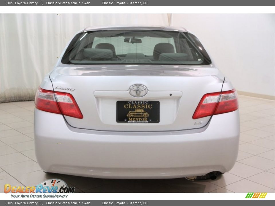 2009 Toyota Camry LE Classic Silver Metallic / Ash Photo #16