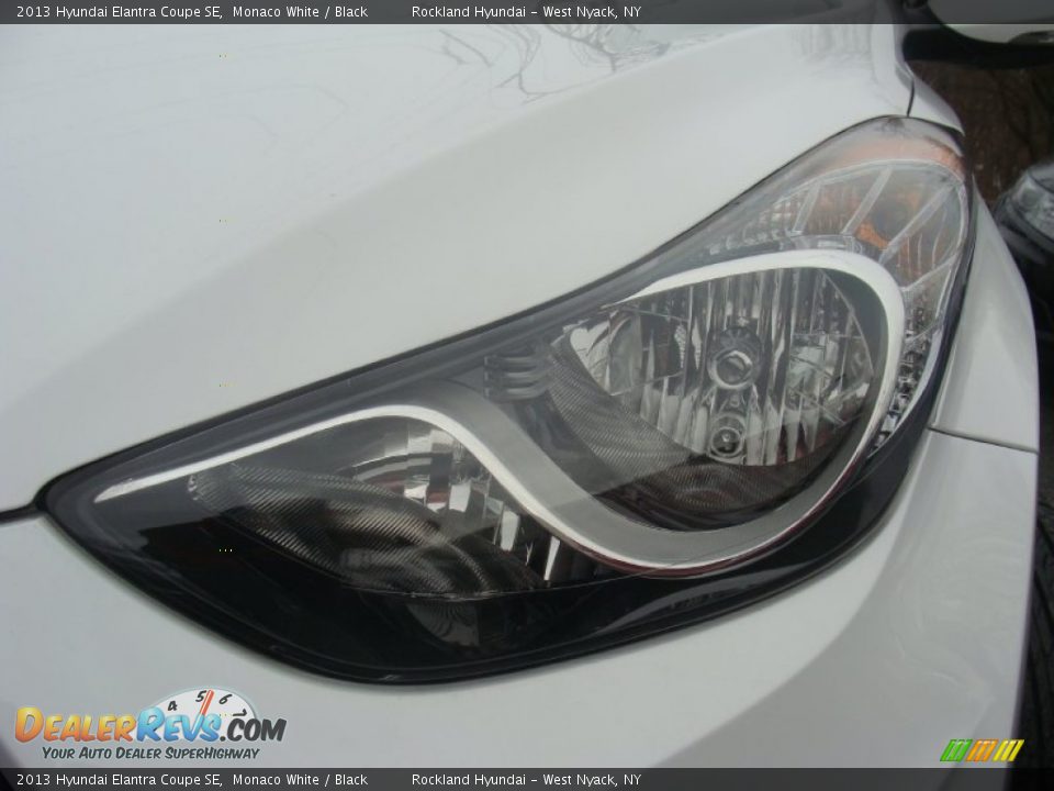 2013 Hyundai Elantra Coupe SE Monaco White / Black Photo #31